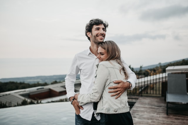 Mơ thấy chồng chết là điềm gì? Giải mã giấc mơ thấy chồng chết và những con số may mắn